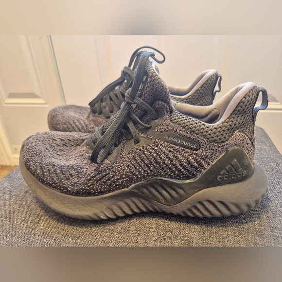 Adidas AlphaBounce Running Shoes - Picture 7 of 14
